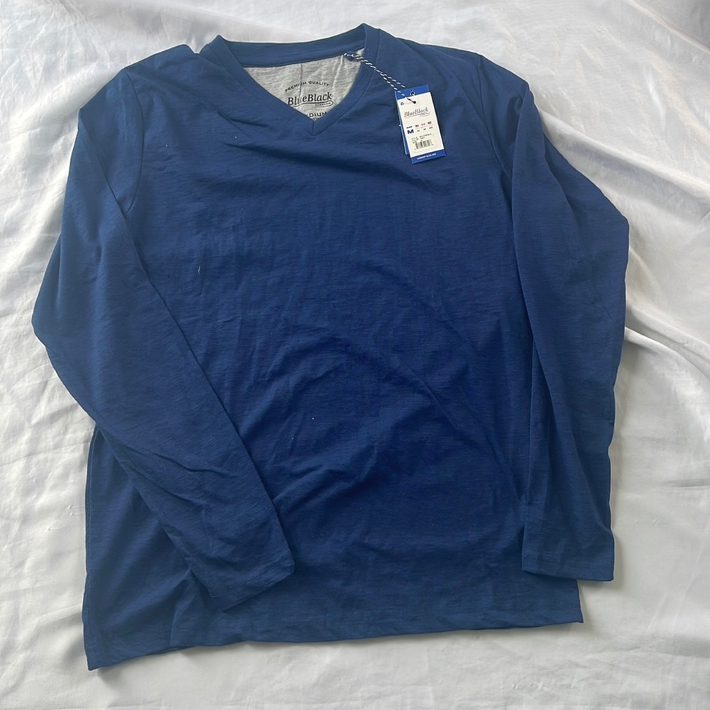 V neck, soft casual long sleeve